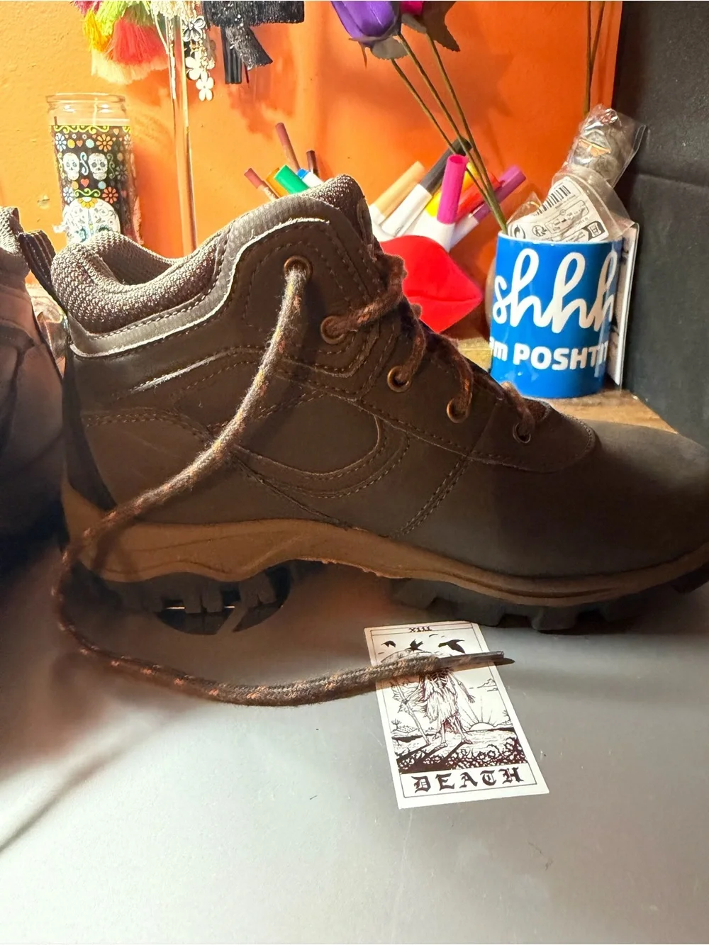 Timberland Men's Brown Lace-Up Boots - Durable Outdoor Footwear size 2.5 youth